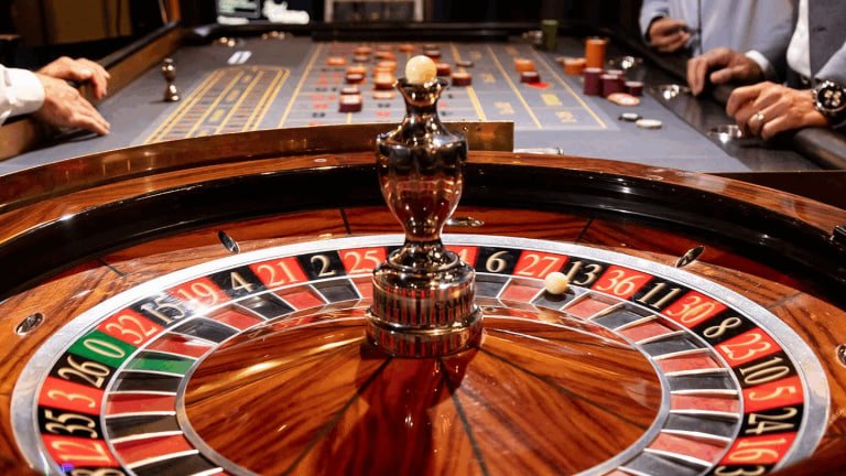 Dashboard promosi main slot menampilkan bonus aktif, cashback mingguan, dan status loyalitas